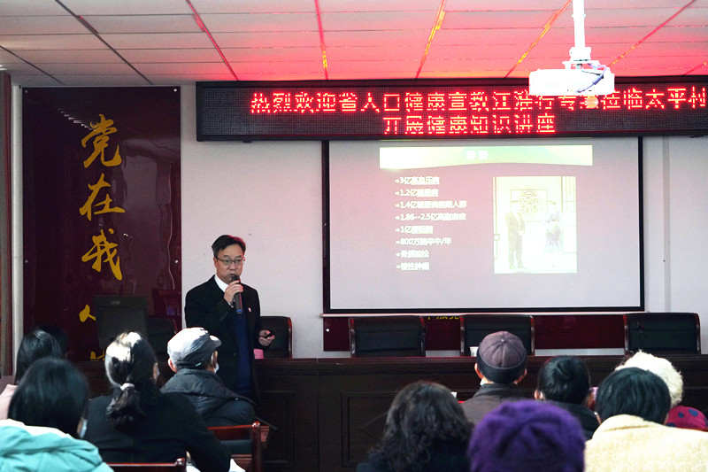 柯1_副本.jpg